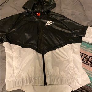 nike windbreaker